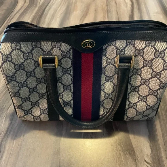 Classic Gucci Blue and Red Handbag - Picture 2 of 6